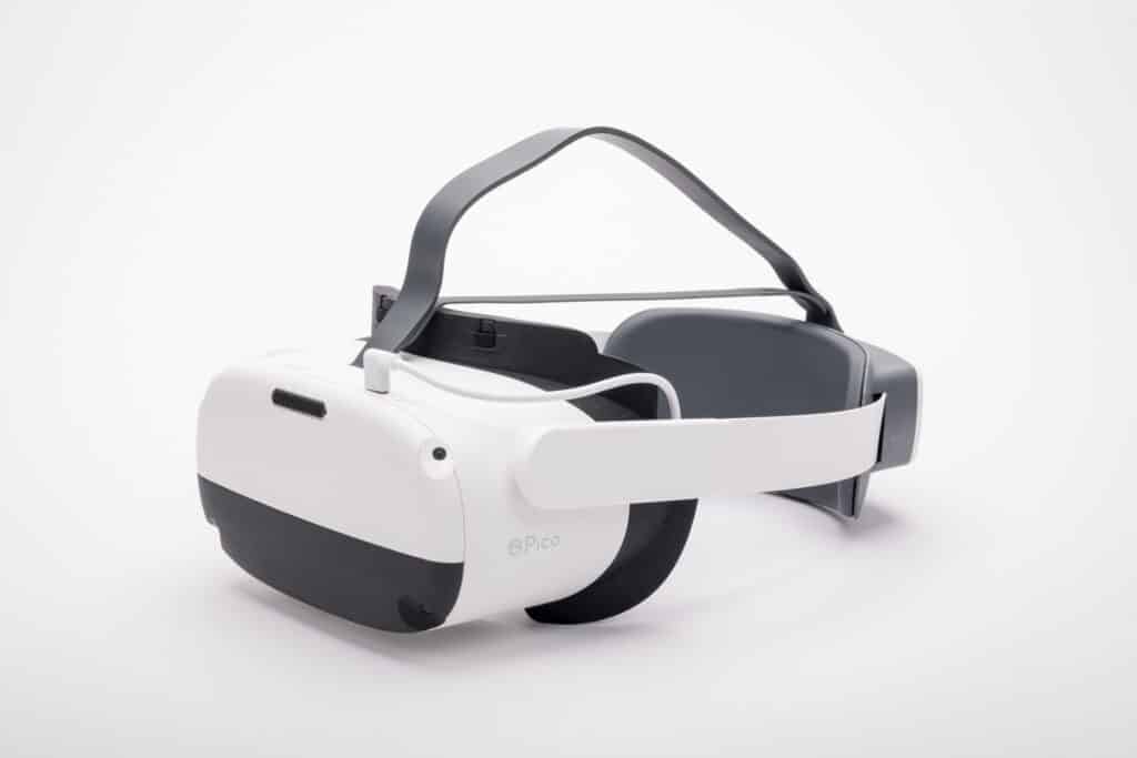 Product photography of virtual reality headset on a simple white backdrop by Nick Ford Photography